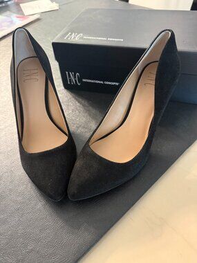 I.N.C. International Concepts's Black  Zitah pumps Size 7